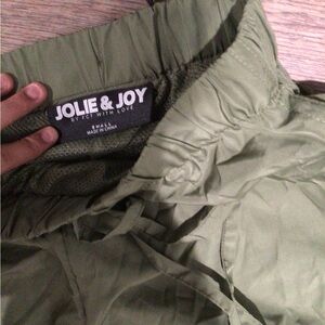 Jolie & Joy Green Pants
